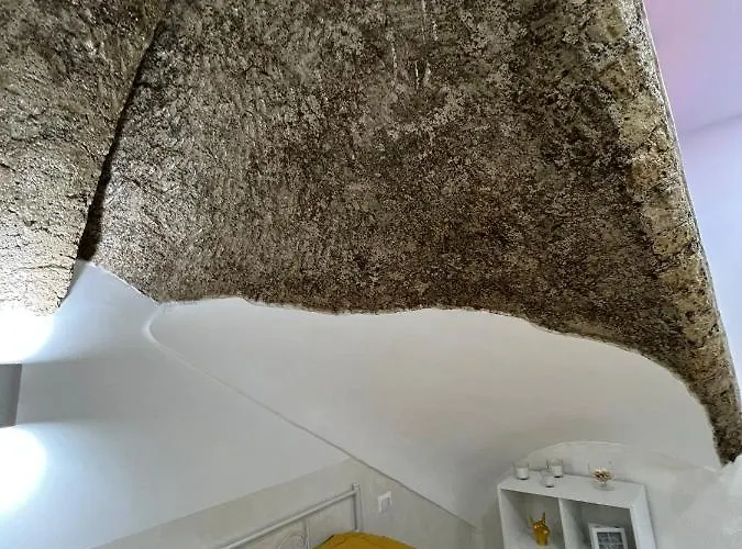 Casa Nunu